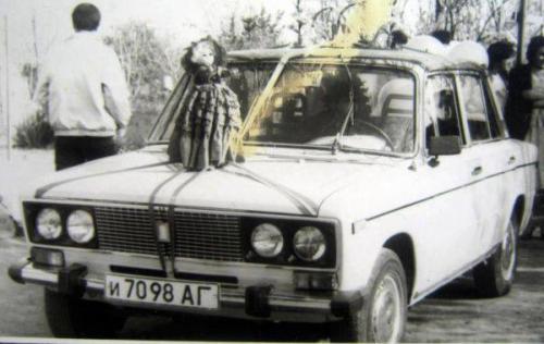 Bir zamanların gəlin maşını.  Bakı, 1987-ci il