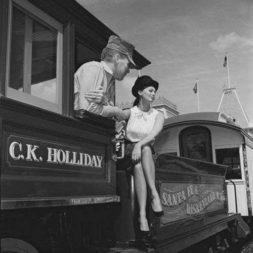 Sofi Loren Disneylənddə