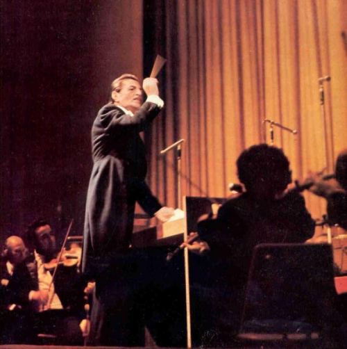 Maestro Niyazi iş başında