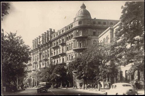 Kommunist (indiki İstiqlaliyyət) küçəsi, Bakı, 1957-ci il