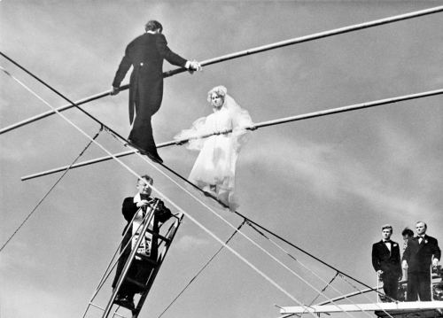 Sirk artistlərinin toyu, 1950-ci illər