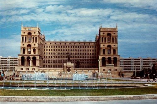 Hökumət Evi, Bakı. 1974-cü il