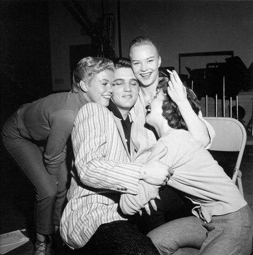 Elvis Presli pərəstişkarları ilə, 1950-ci illər