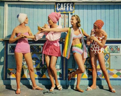 Çimərlikdə, 1960-cı illər