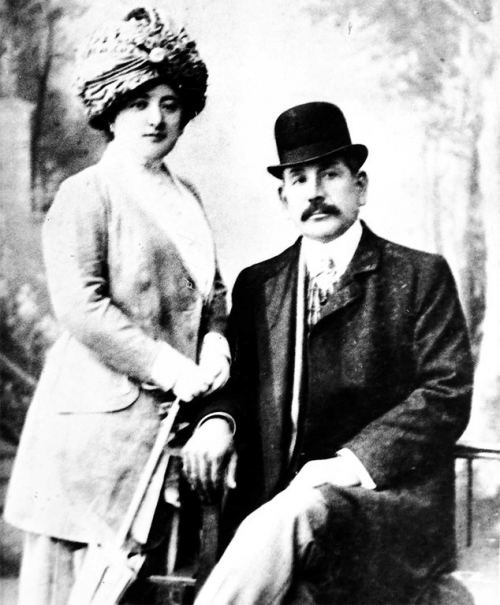 Bakı milyonçusu Murtuza Muxtarov və xanımı Liza Tuqanova, 1920-ci il