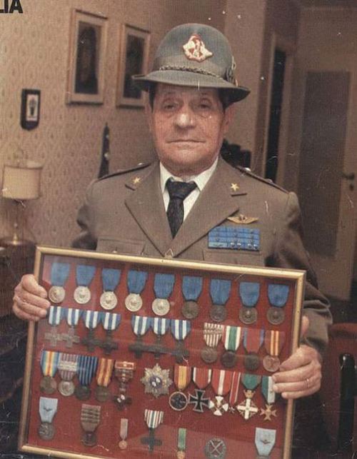 İtalyan veteran və onun mükafatları
