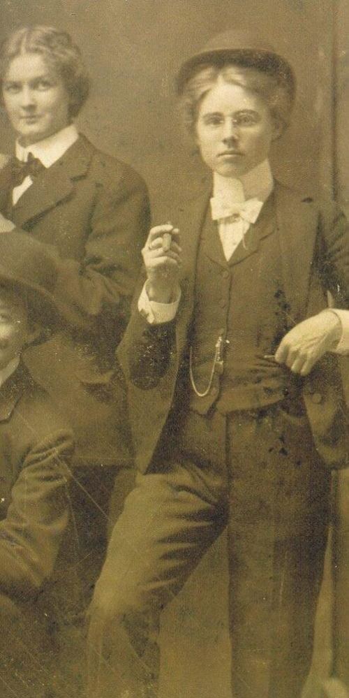 Feministlər, 1896-cı il