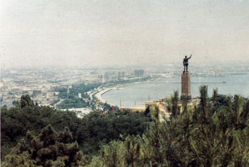 Bakı buxtasının görünüşü, 1977-ci il