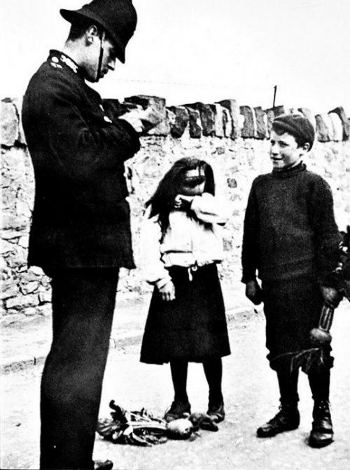 Şalğam oğurluğuna görə tutulanlar. Şotlandiya, 1911-ci il